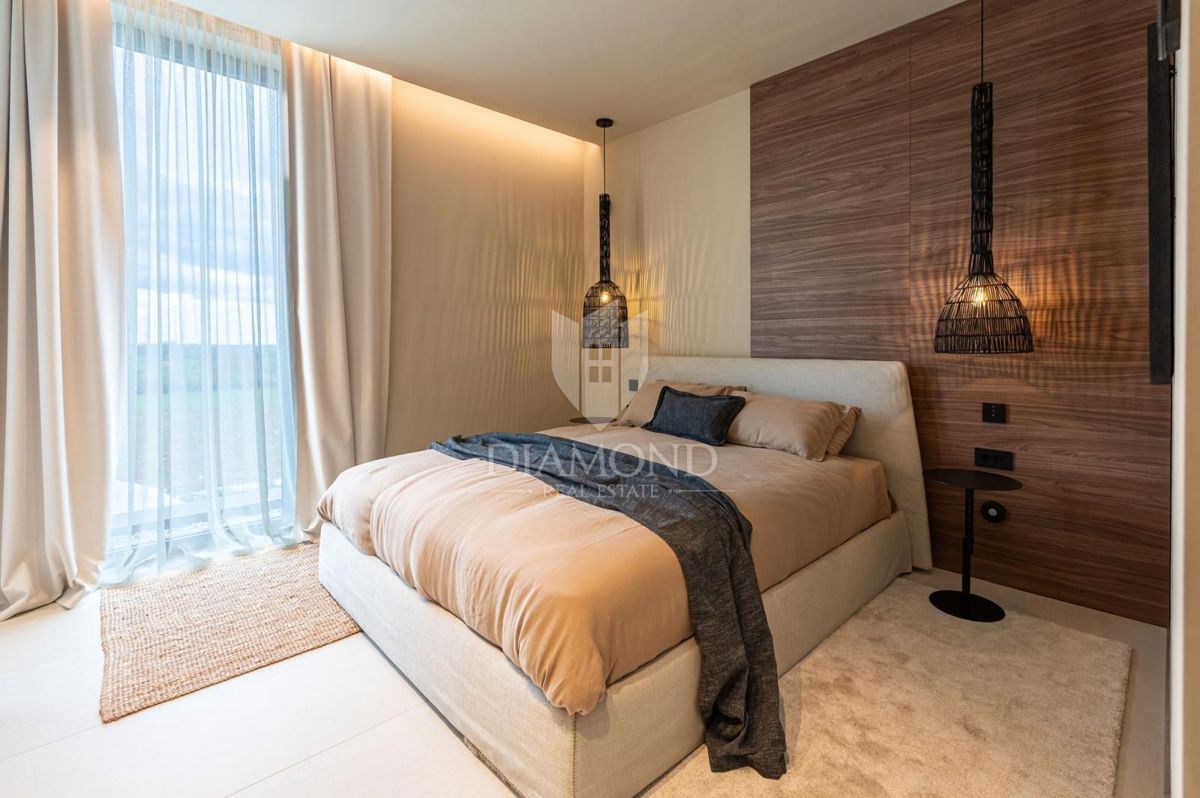 Poreč, Ekskluzivna vila za pametne domove z odprtim razgledom