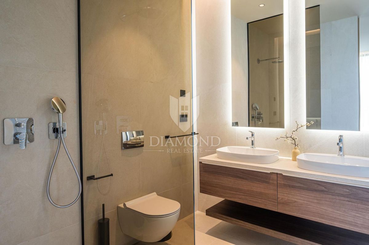 Poreč, Ekskluzivna vila za pametne domove z odprtim razgledom