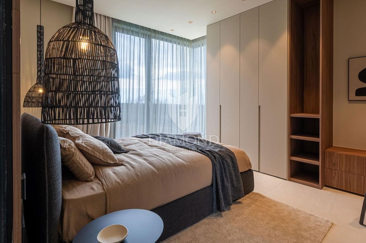 Poreč, Ekskluzivna vila za pametne domove z odprtim razgledom