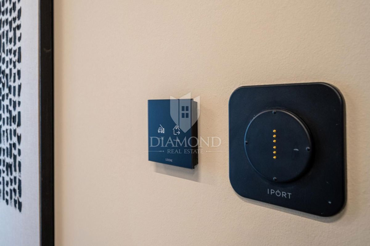 Poreč, Ekskluzivna vila za pametne domove z odprtim razgledom