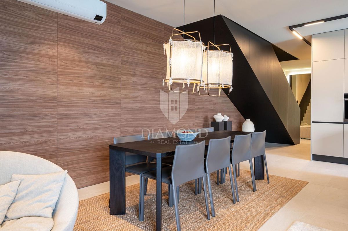 Poreč, Ekskluzivna vila za pametne domove z odprtim razgledom