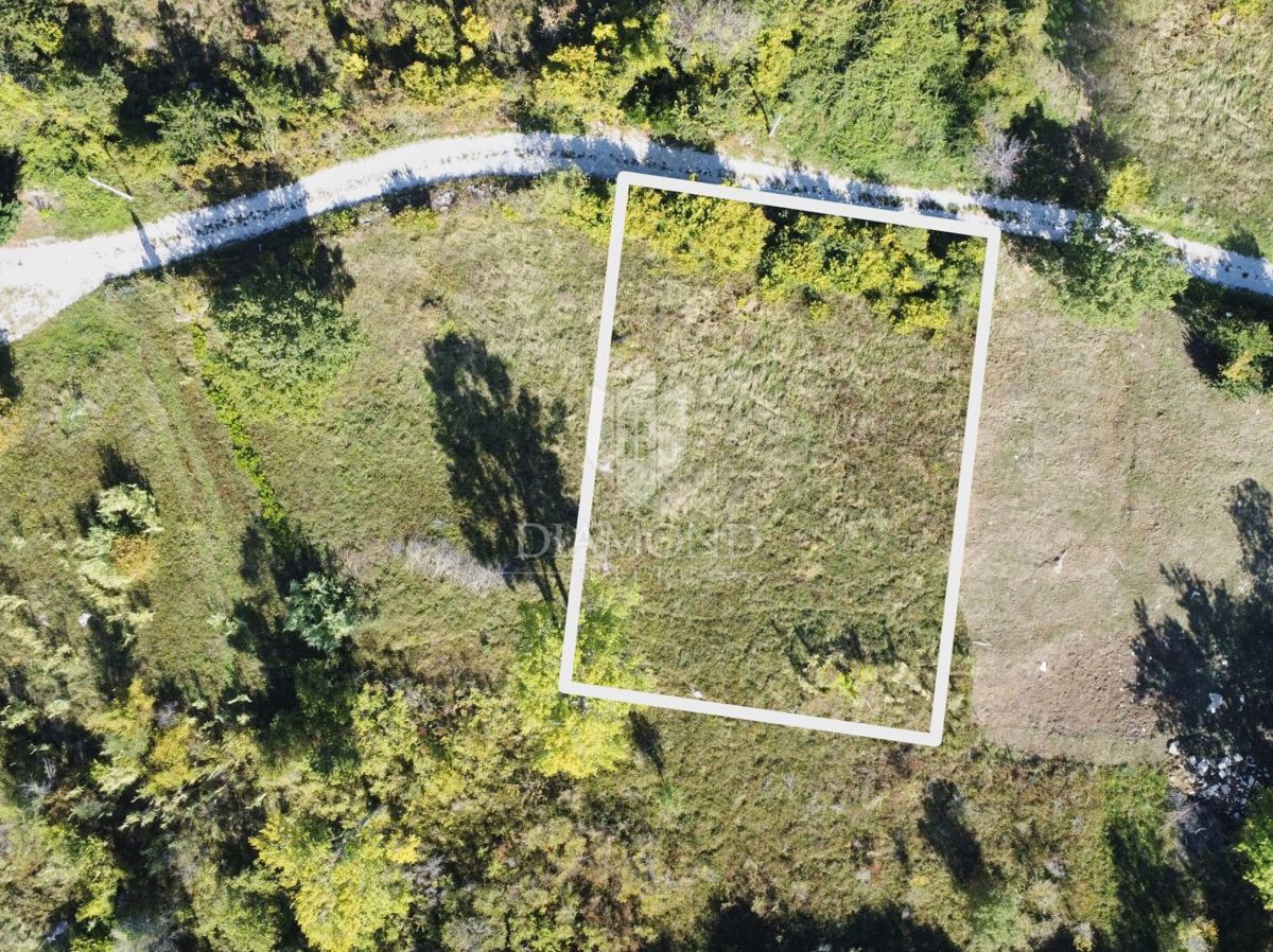 Zemljišče Poreč, 894m2