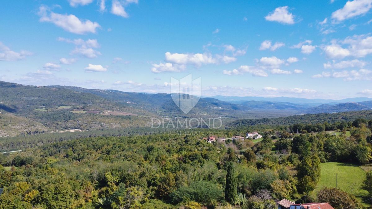 Zemljišče Poreč, 894m2