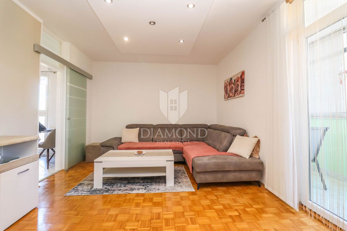 Izjemna priložnost – prenovljeno stanovanje na Vidikovcu z balkonom!