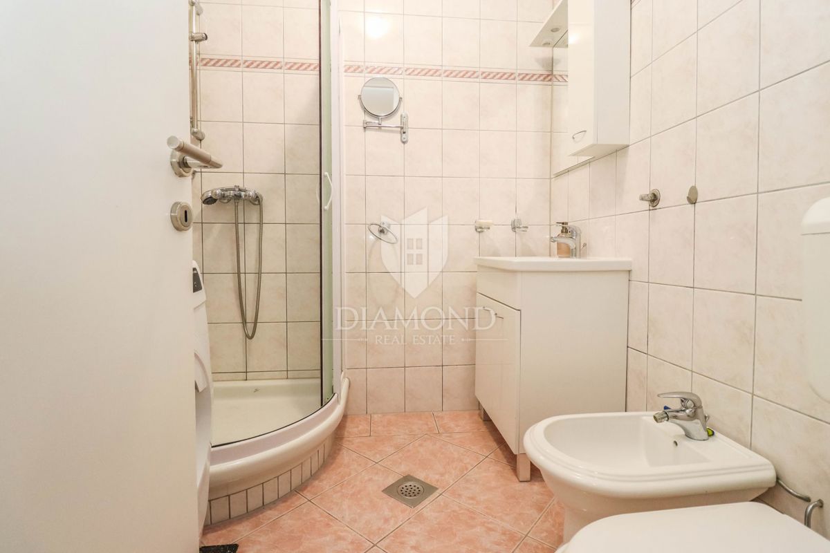 Izjemna priložnost – prenovljeno stanovanje na Vidikovcu z balkonom!