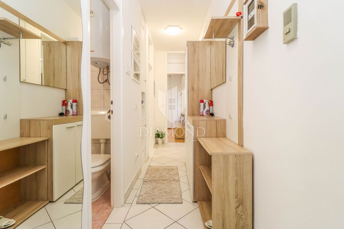 Izjemna priložnost – prenovljeno stanovanje na Vidikovcu z balkonom!