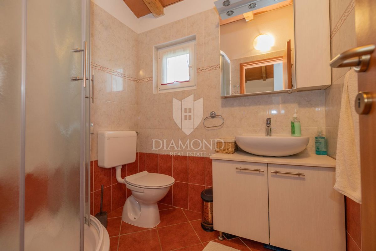 DIAMANT v Rovinju, pritlična hiša z ogromnim zemljiščem blizu morja