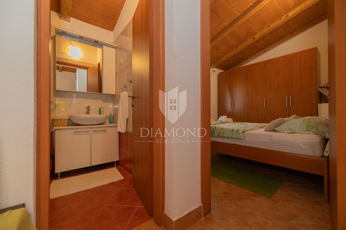 DIAMANT v Rovinju, pritlična hiša z ogromnim zemljiščem blizu morja