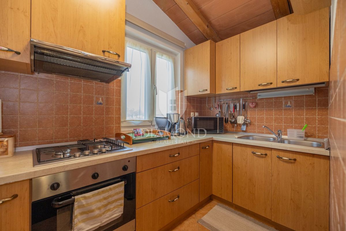 DIAMANT v Rovinju, pritlična hiša z ogromnim zemljiščem blizu morja