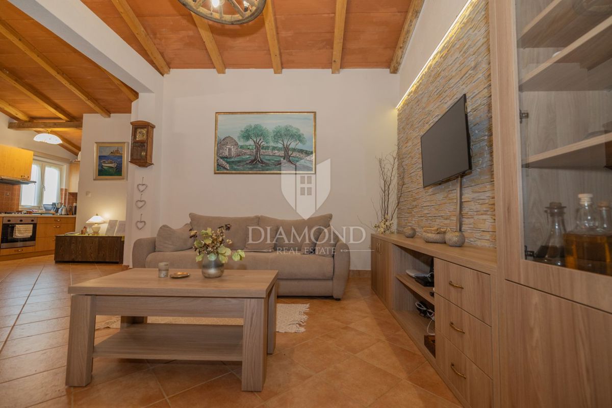 DIAMANT v Rovinju, pritlična hiša z ogromnim zemljiščem blizu morja