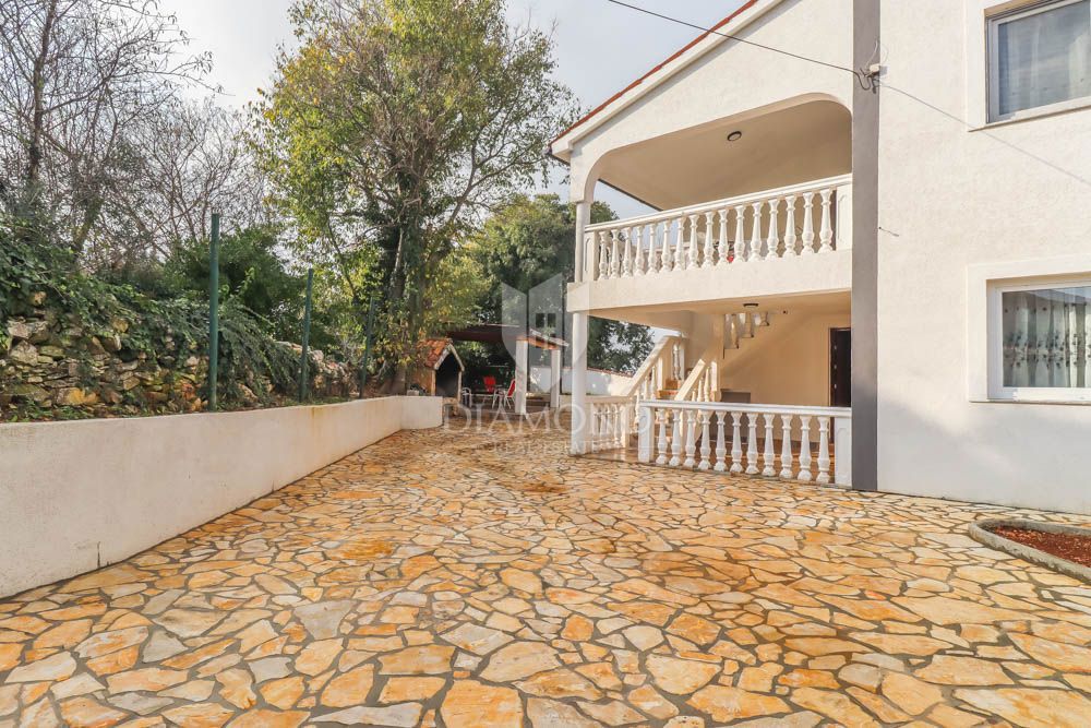 Hiša Šišan, Ližnjan, 165m2