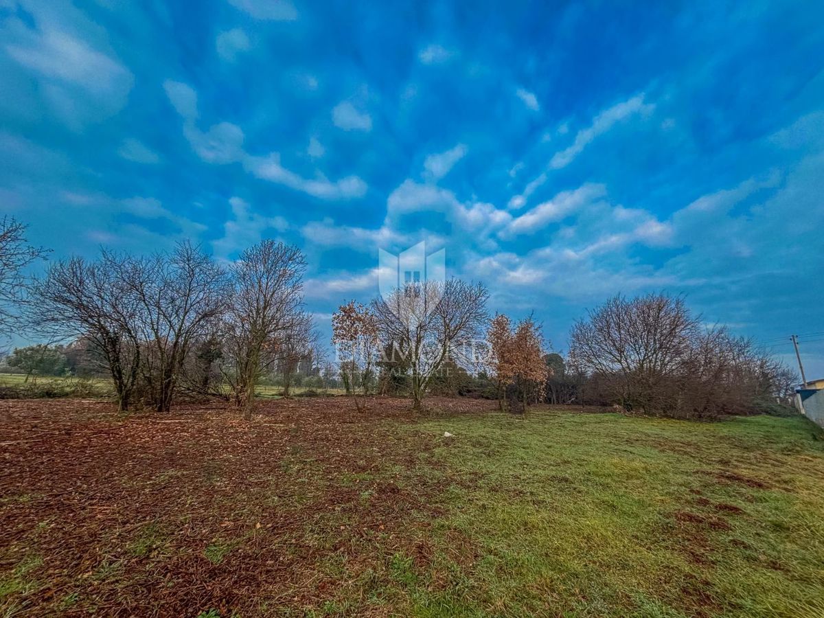 Umag, okolica, čudovito gradbeno zemljišče!