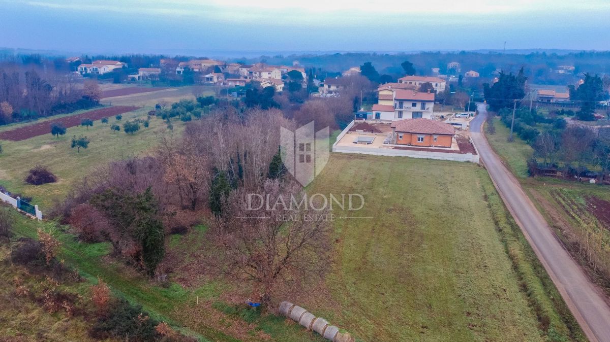 Umag, okolica, čudovito gradbeno zemljišče!