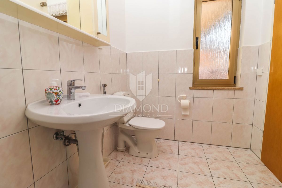 Priložnost! Hiša s tremi spalnicami v Šišanu!