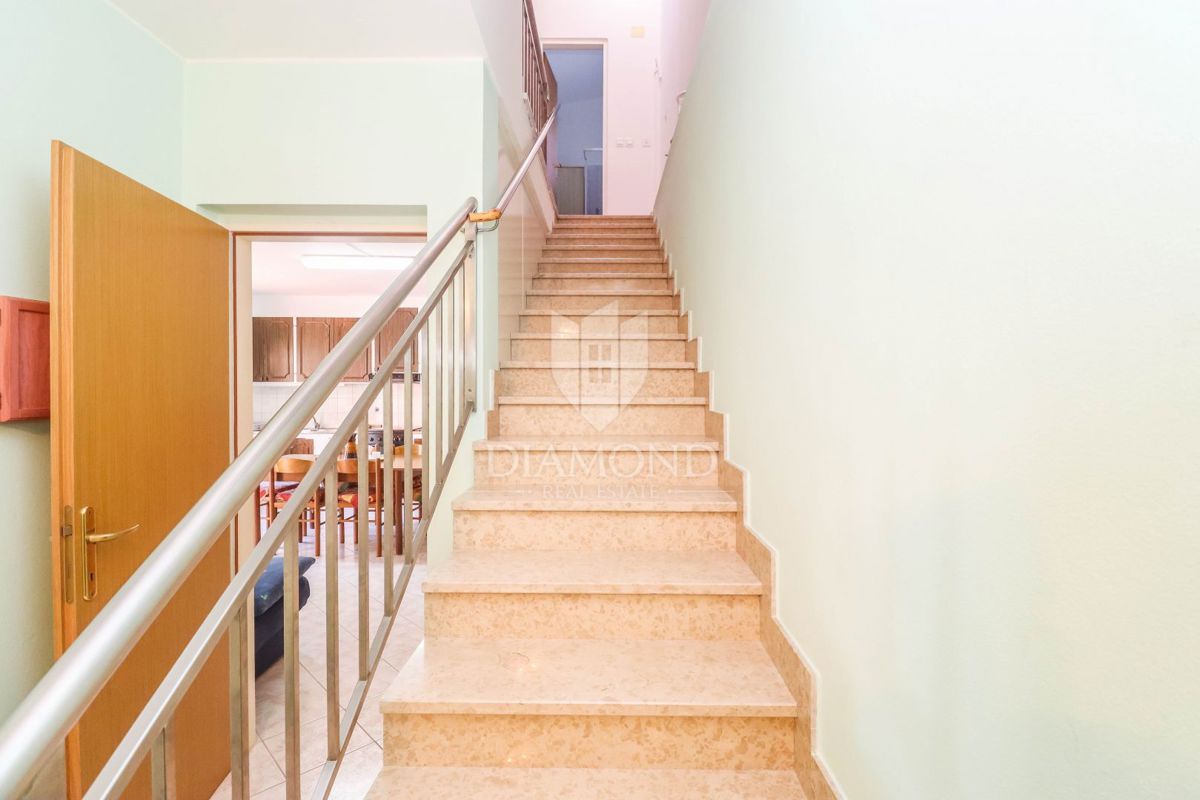 Priložnost! Hiša s tremi spalnicami v Šišanu!