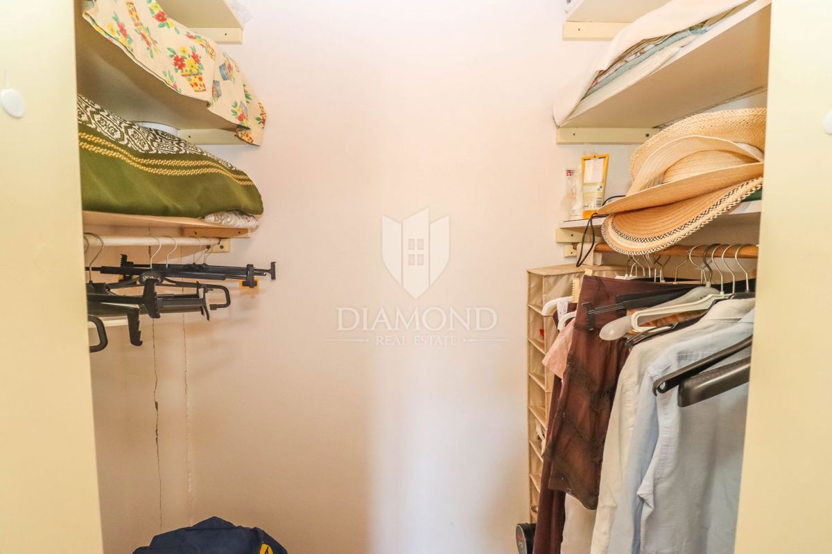 Priložnost! Hiša s tremi spalnicami v Šišanu!