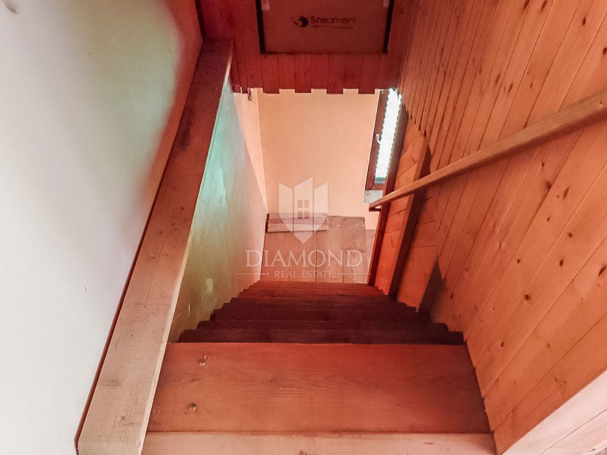 Hiša Kupčina Žumberačka, Žumberak, 210m2