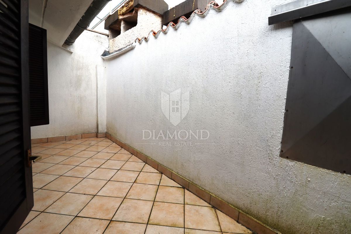 Poreč – Stanovanje s pogledom na morje in marino