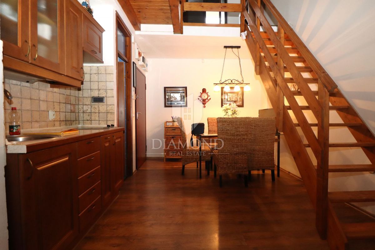 Poreč – Stanovanje s pogledom na morje in marino