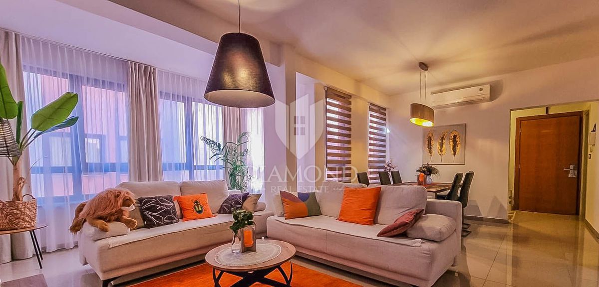 Novigrad, stanovanje 90 m2, 1. vrsta do morja!