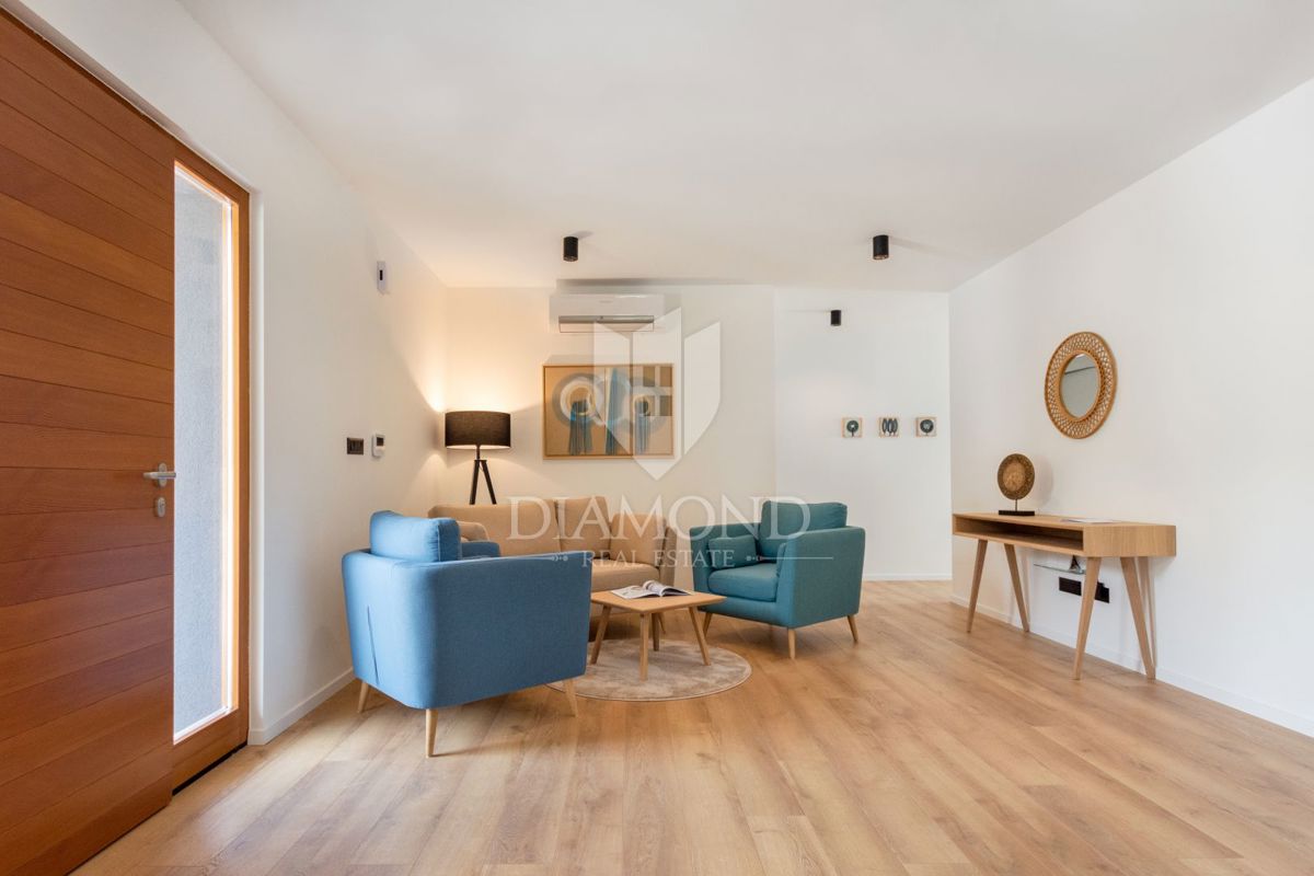 Hiša Labin, 320m2