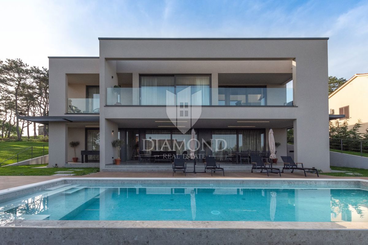 Hiša Labin, 320m2