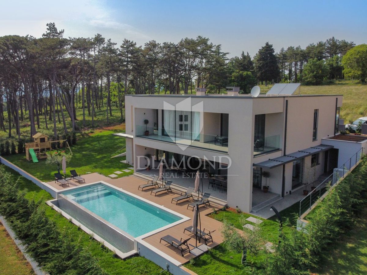 Hiša Labin, 320m2