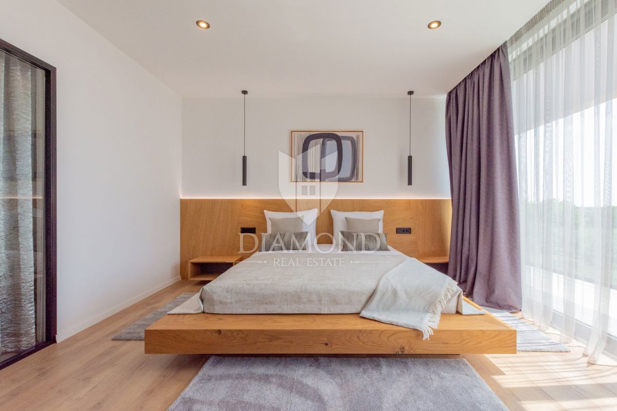 Hiša Labin, 320m2