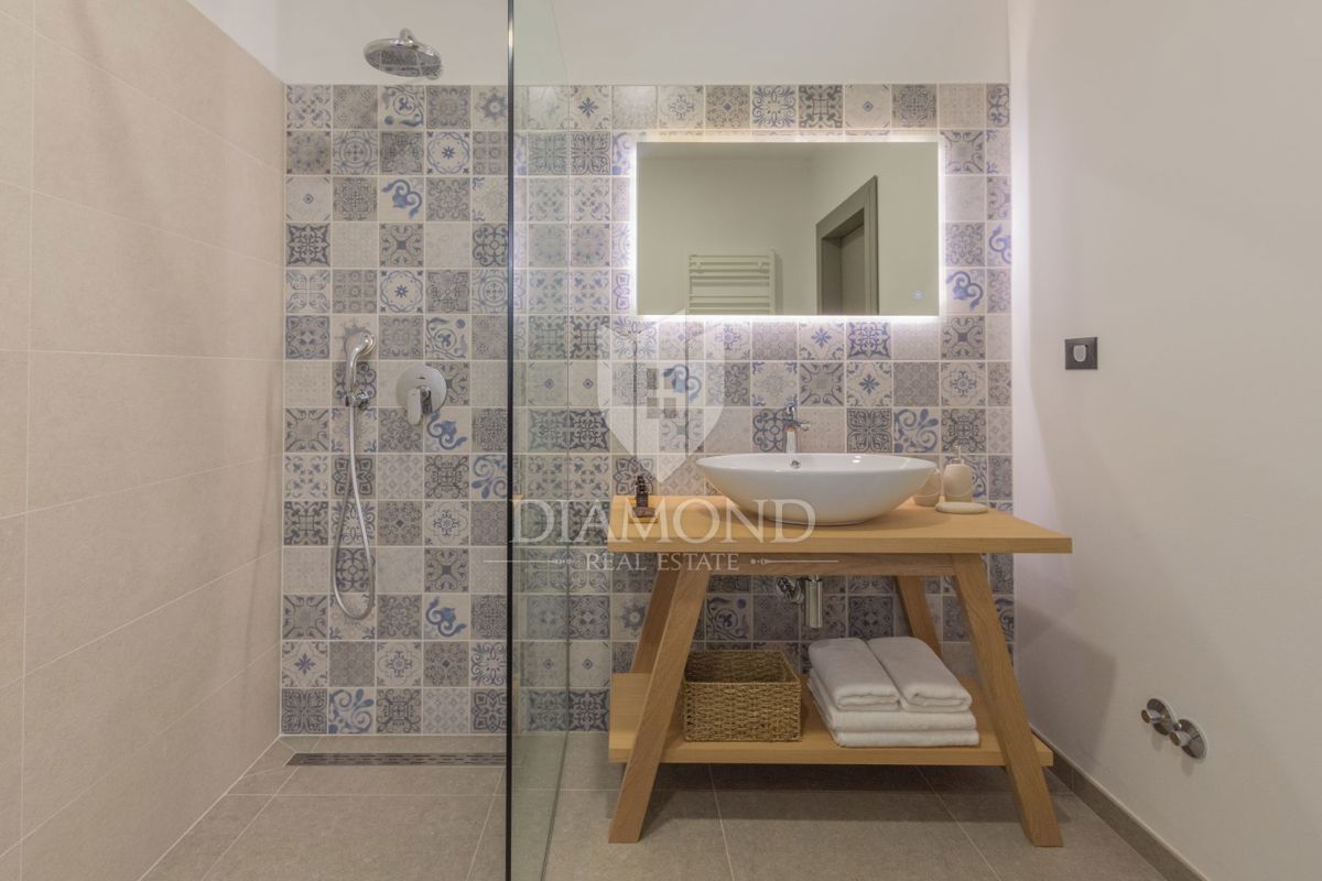 Hiša Labin, 320m2