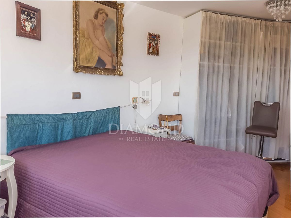 Momjan, vila z bazenom in čudovitim razgledom