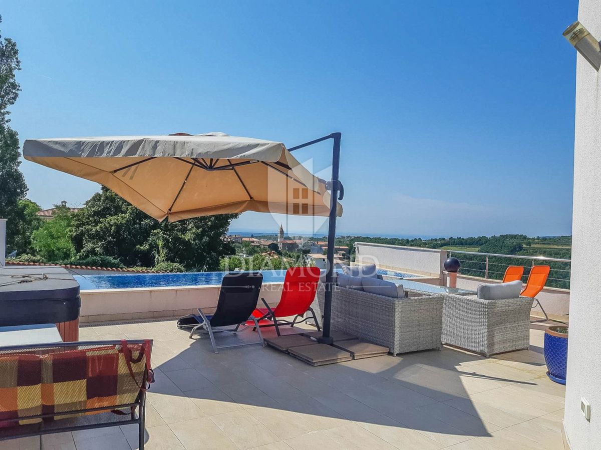 Momjan, vila z bazenom in čudovitim razgledom