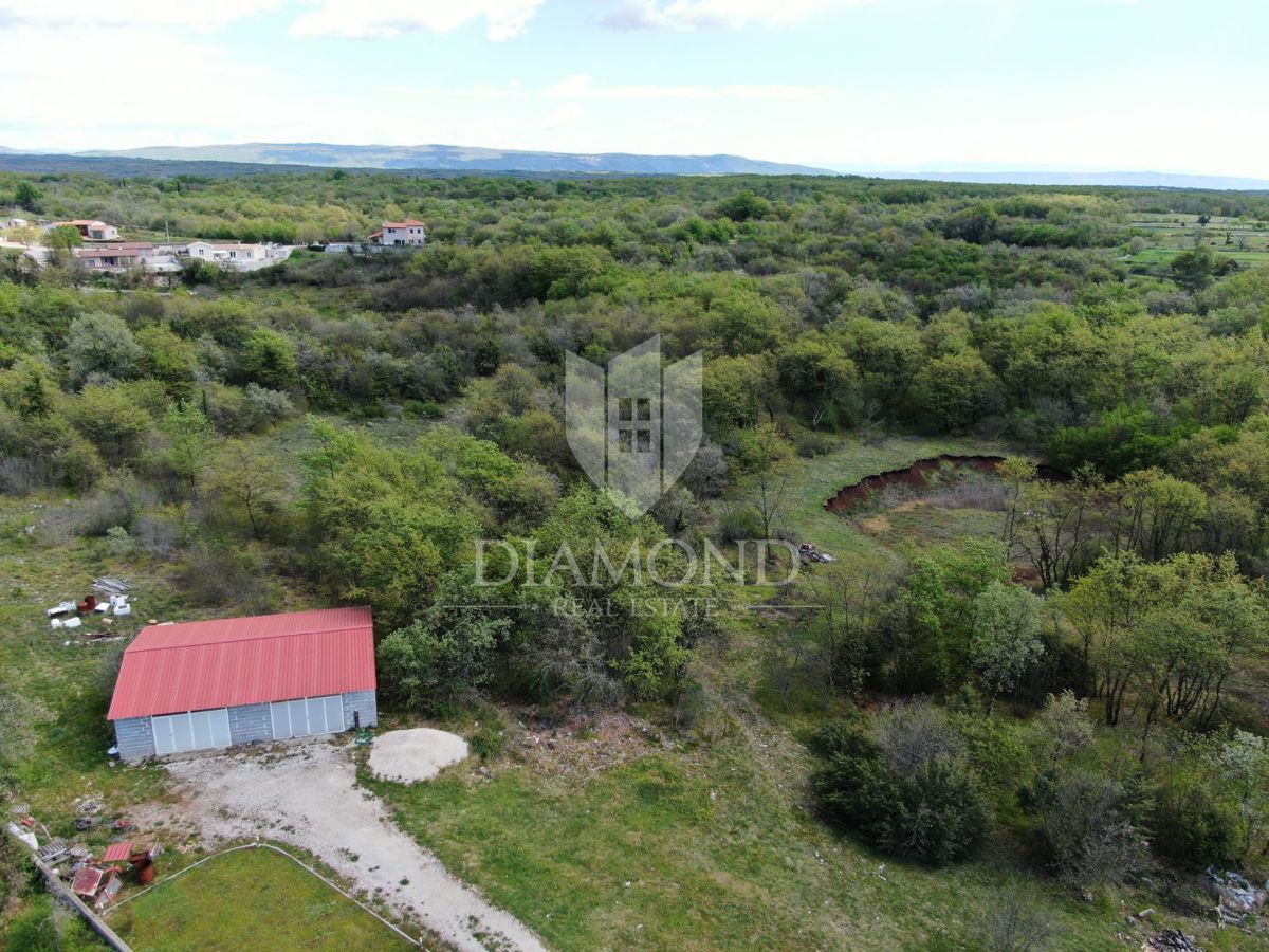 Marčana, okolica, hiša s prostornim vrtom