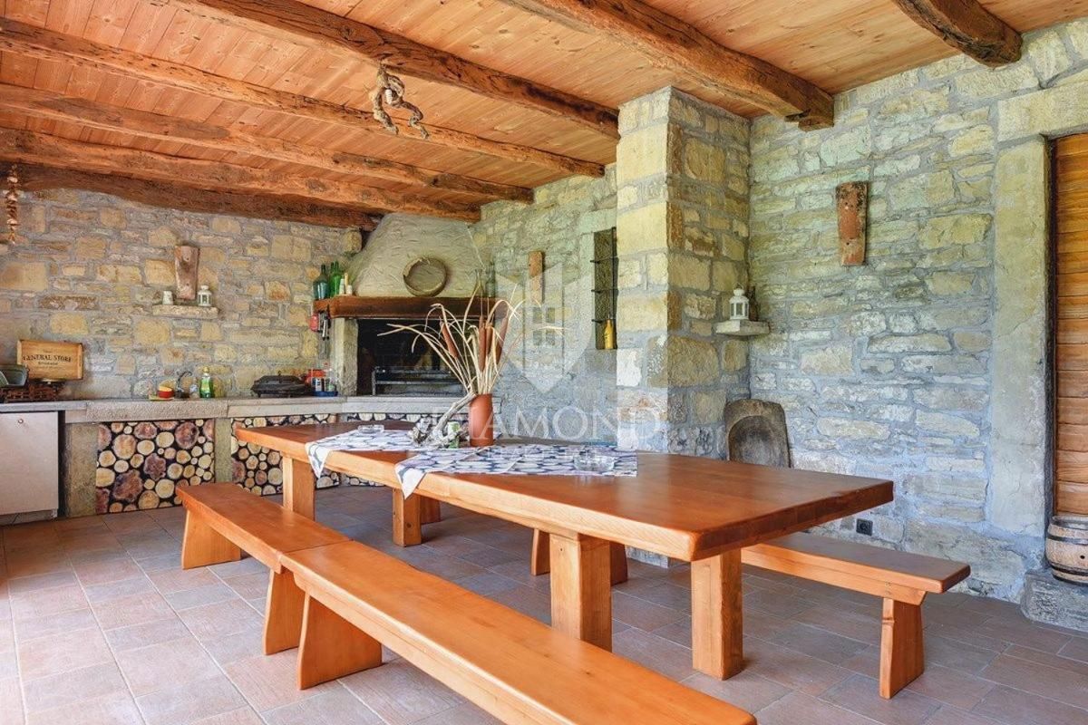 Luksuzna počitniška hiša s pravljičnim razgledom