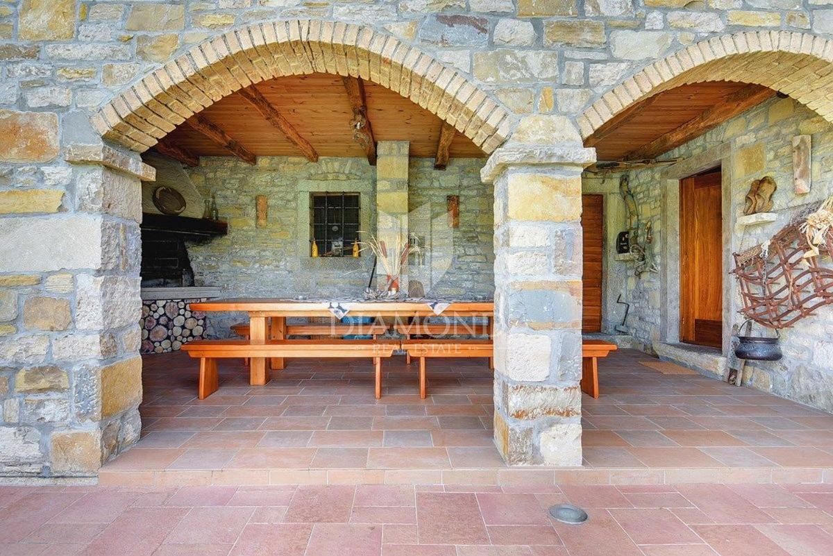 Luksuzna počitniška hiša s pravljičnim razgledom