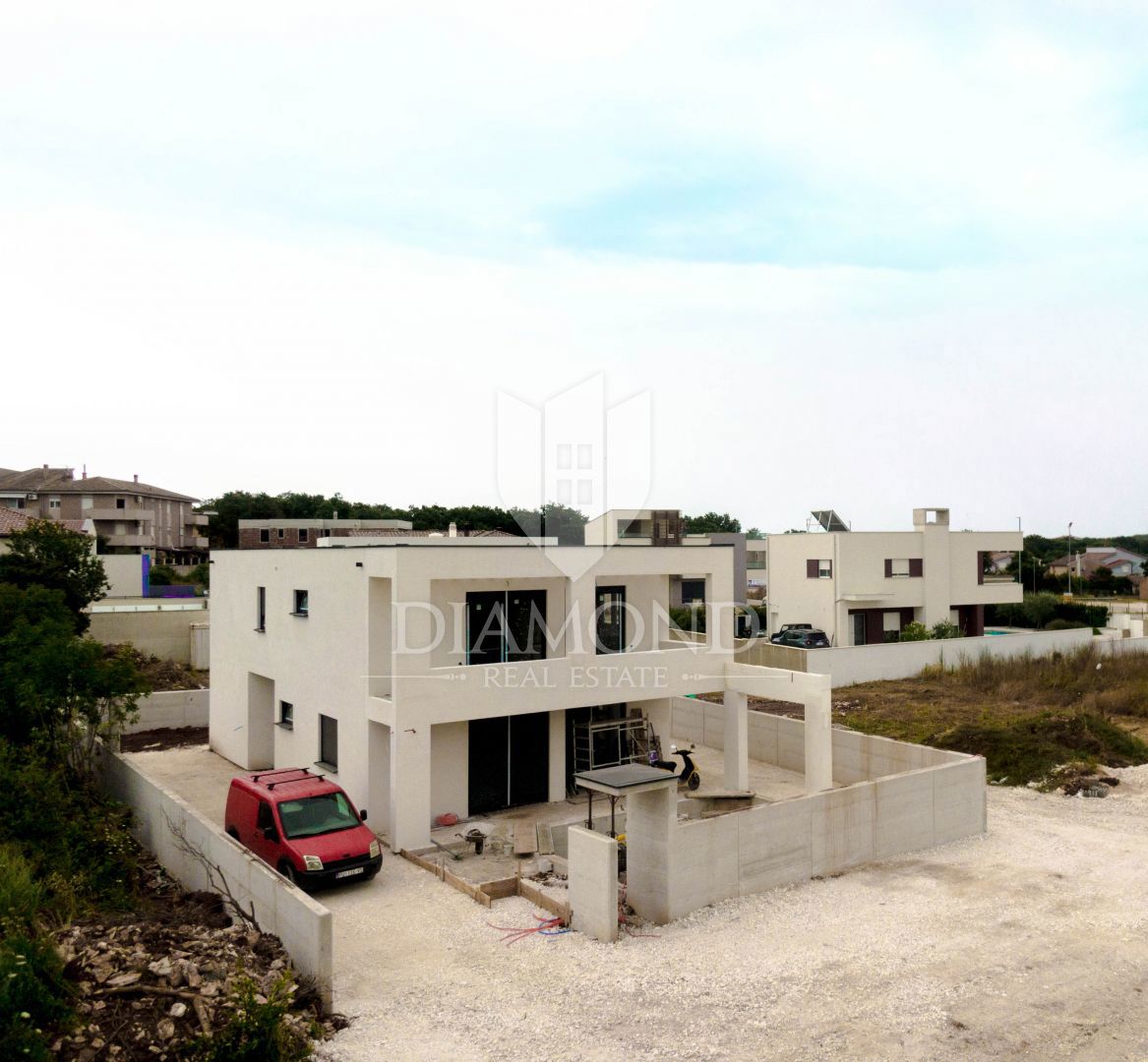 Medulin, okolica, moderna vila na mirni lokaciji
