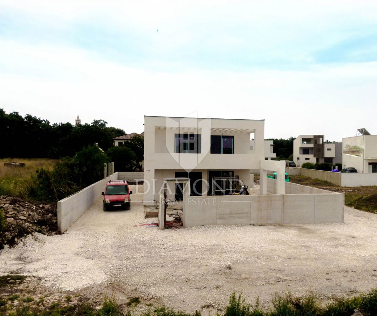 Medulin, okolica, moderna vila na mirni lokaciji