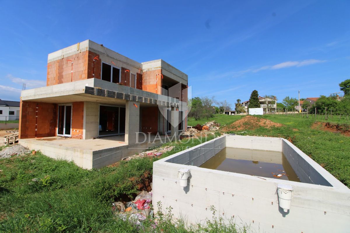 Labin, okolica, novogradnja, počitniška hiša z bazenom
