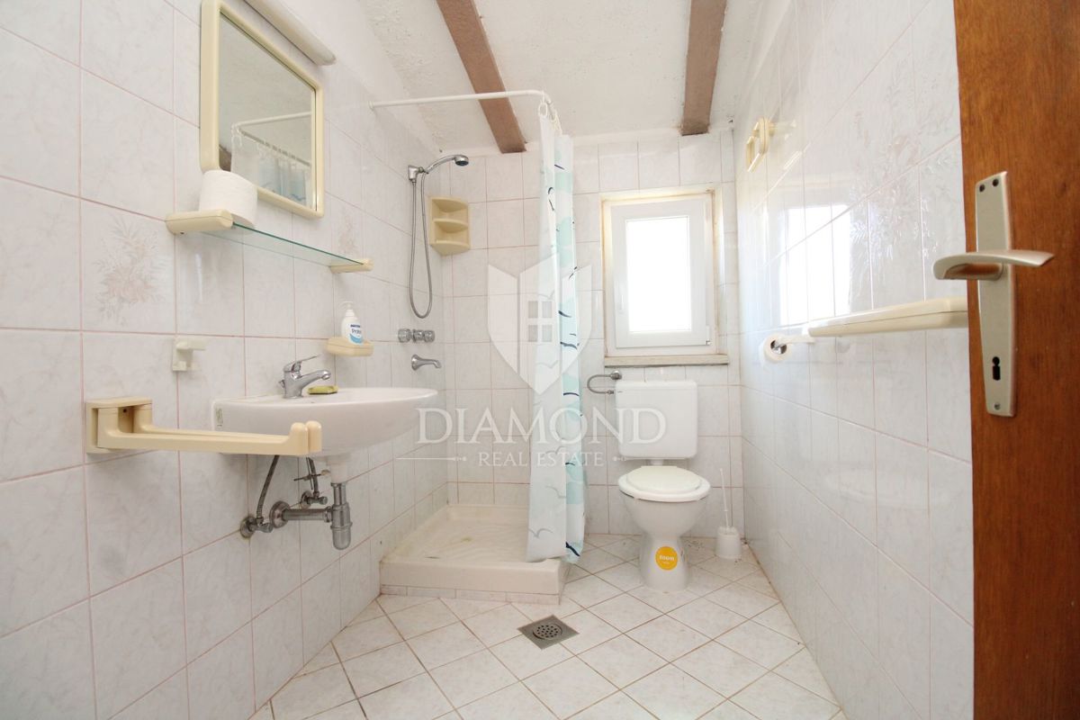 Marčana, okolica, hiša z dvema apartmajema