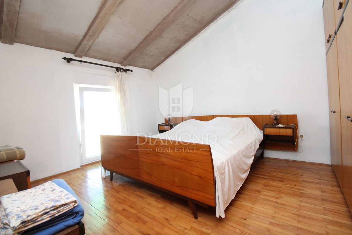 Marčana, okolica, hiša z dvema apartmajema