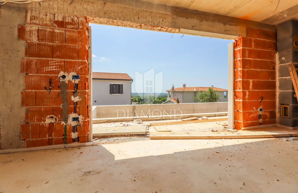Poreč, okolica, odlična vila v avtohtonem stilu!