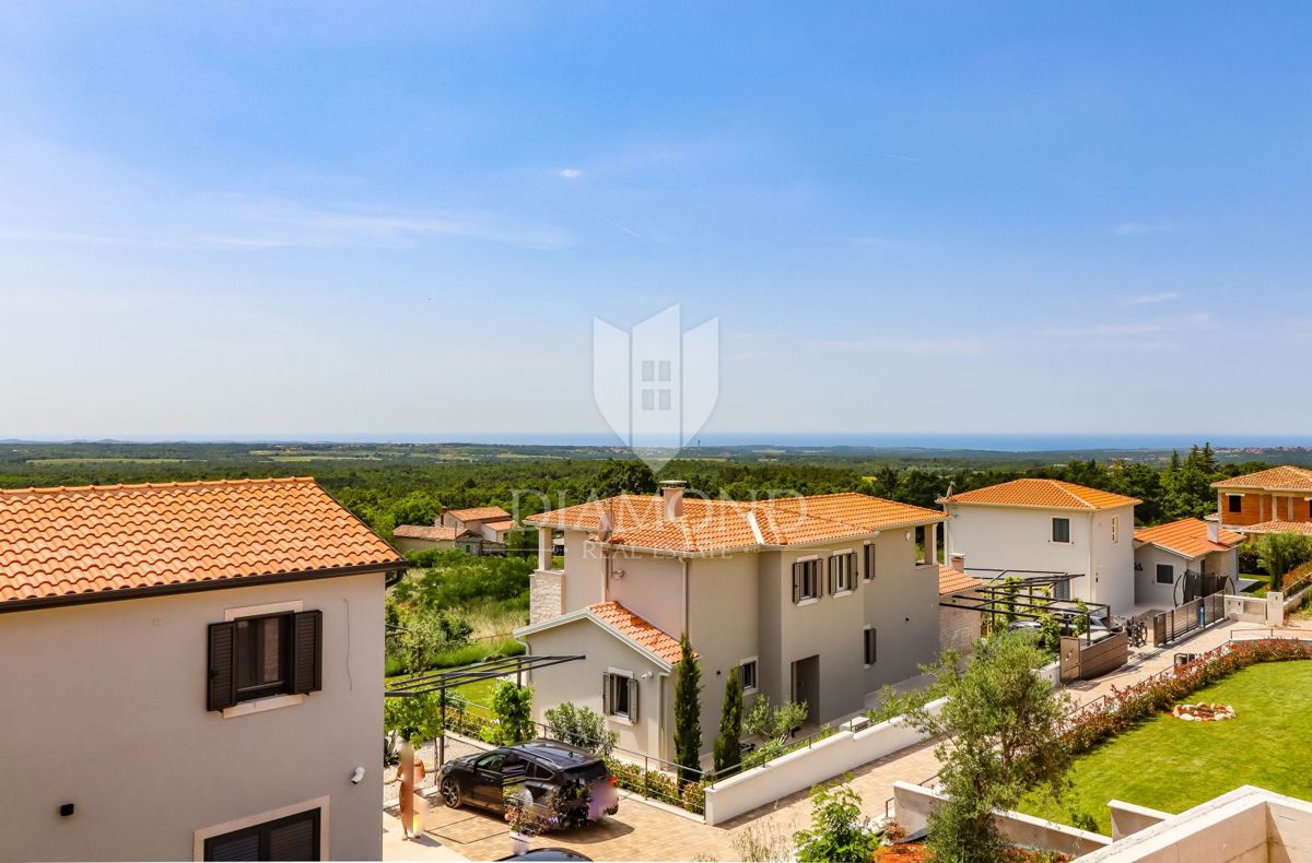 Poreč, okolica, odlična vila v avtohtonem stilu!
