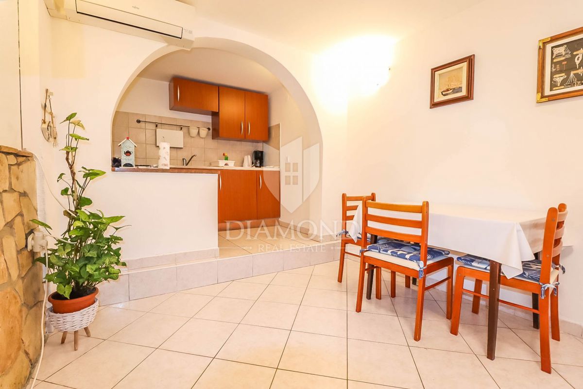 Dva apartmaja pripravljena za najem na vrhunski lokaciji v Rovinju