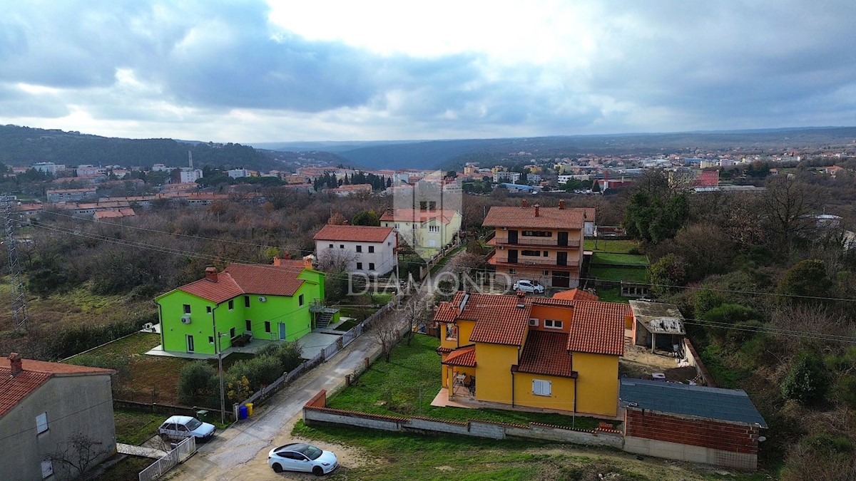 Labin, gradbeno zemljišče v mestu