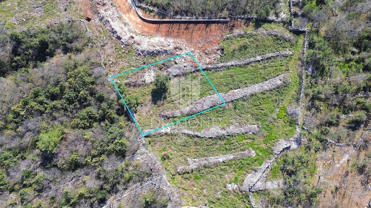 Labin, Rabac, gradbeno zemljišče s pogledom na morje 