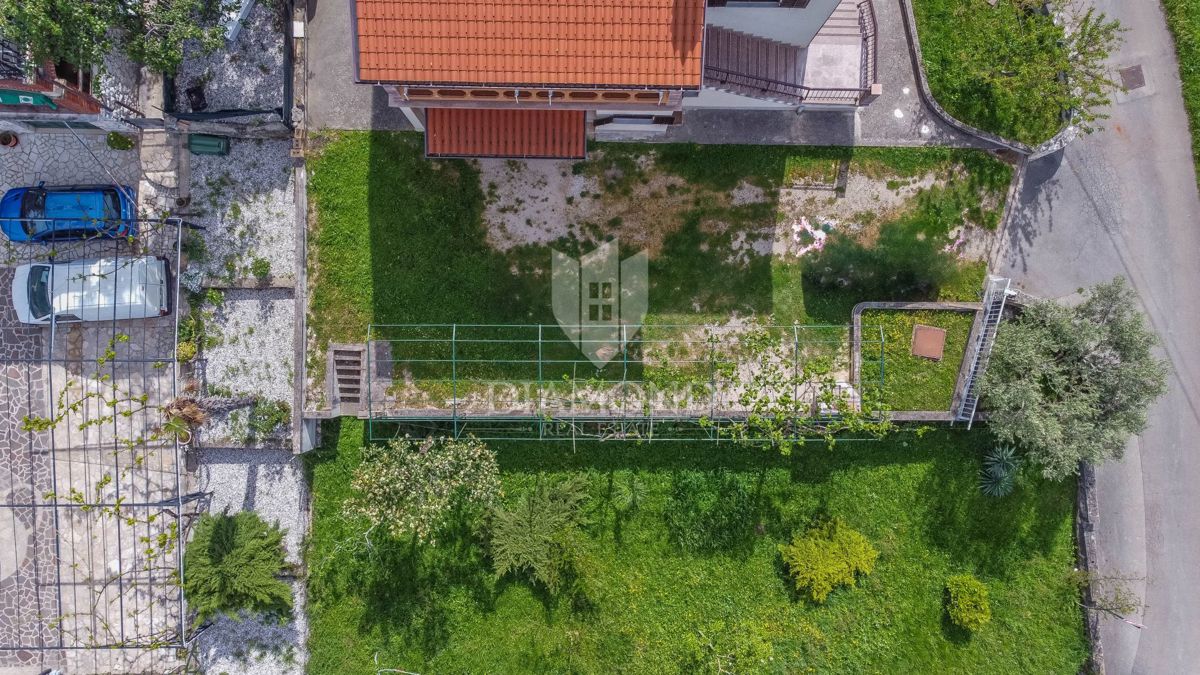 Brtonigla, samostojna hiša s pogledom na morje!