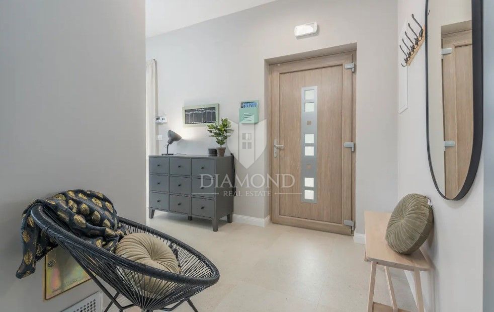Čudovita vila z bazenom v Barbanu 