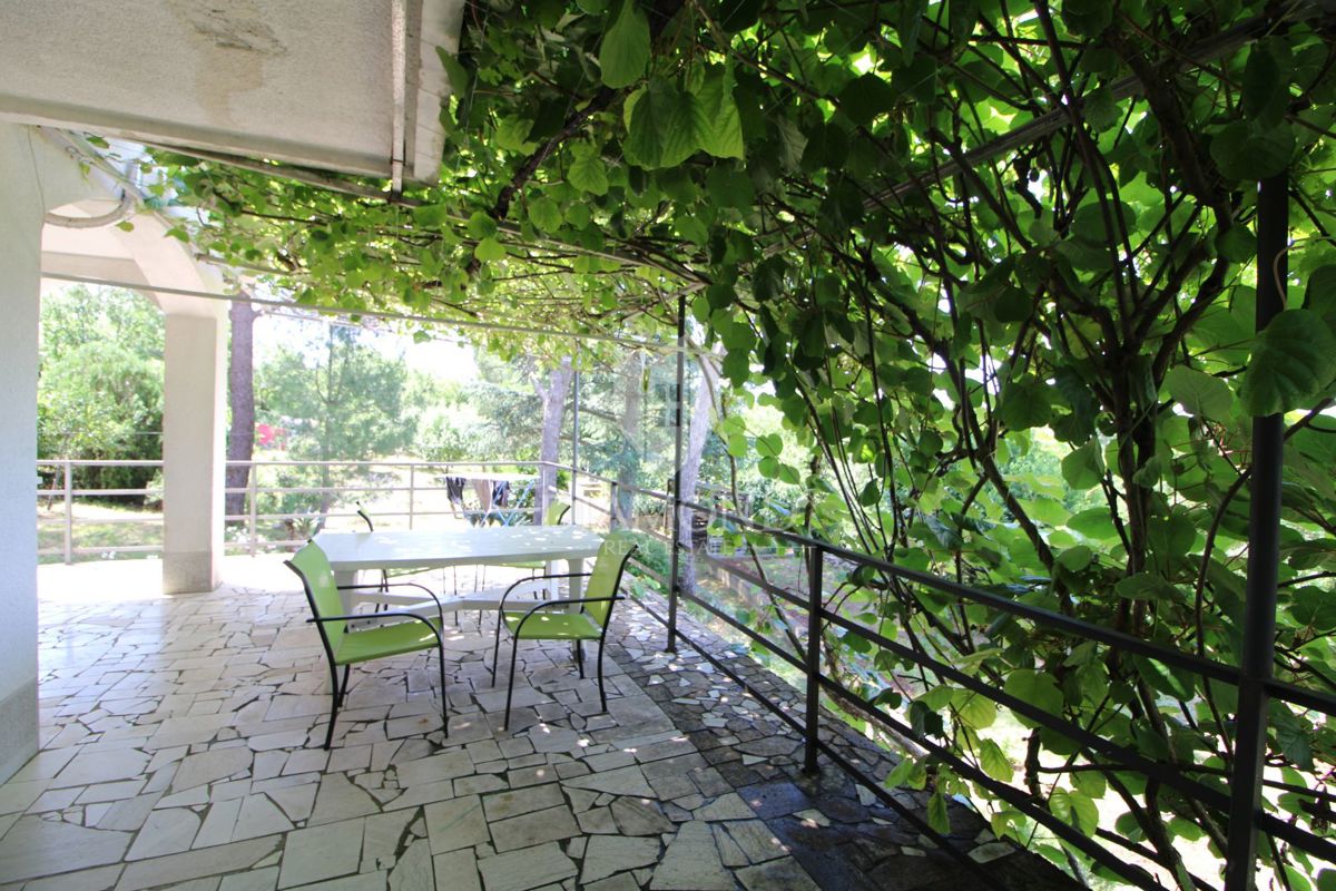 Labin, okolica, dvojček s pogledom na morje
