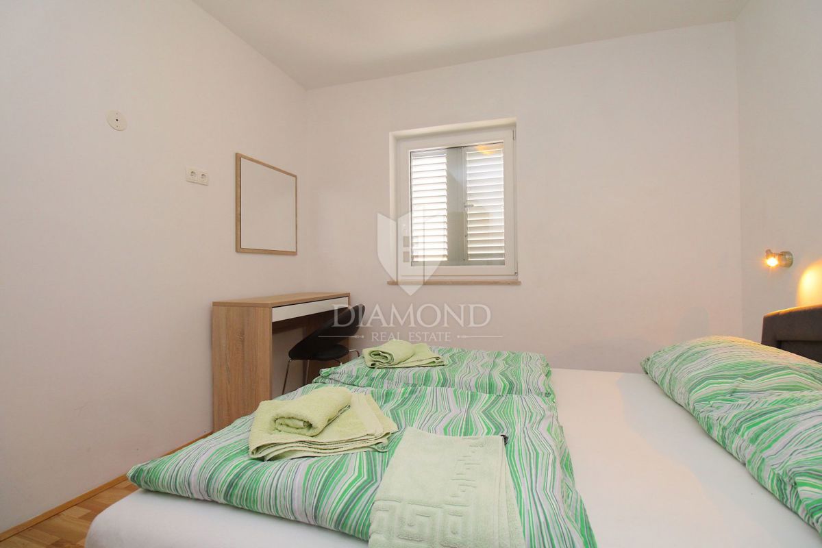 Apartmajska hiša s čudovitim pogledom na morje 