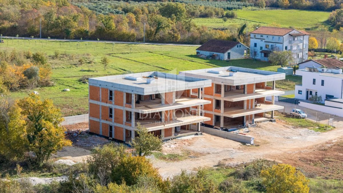 Poreč, moderna novogradnja v bližini centra!