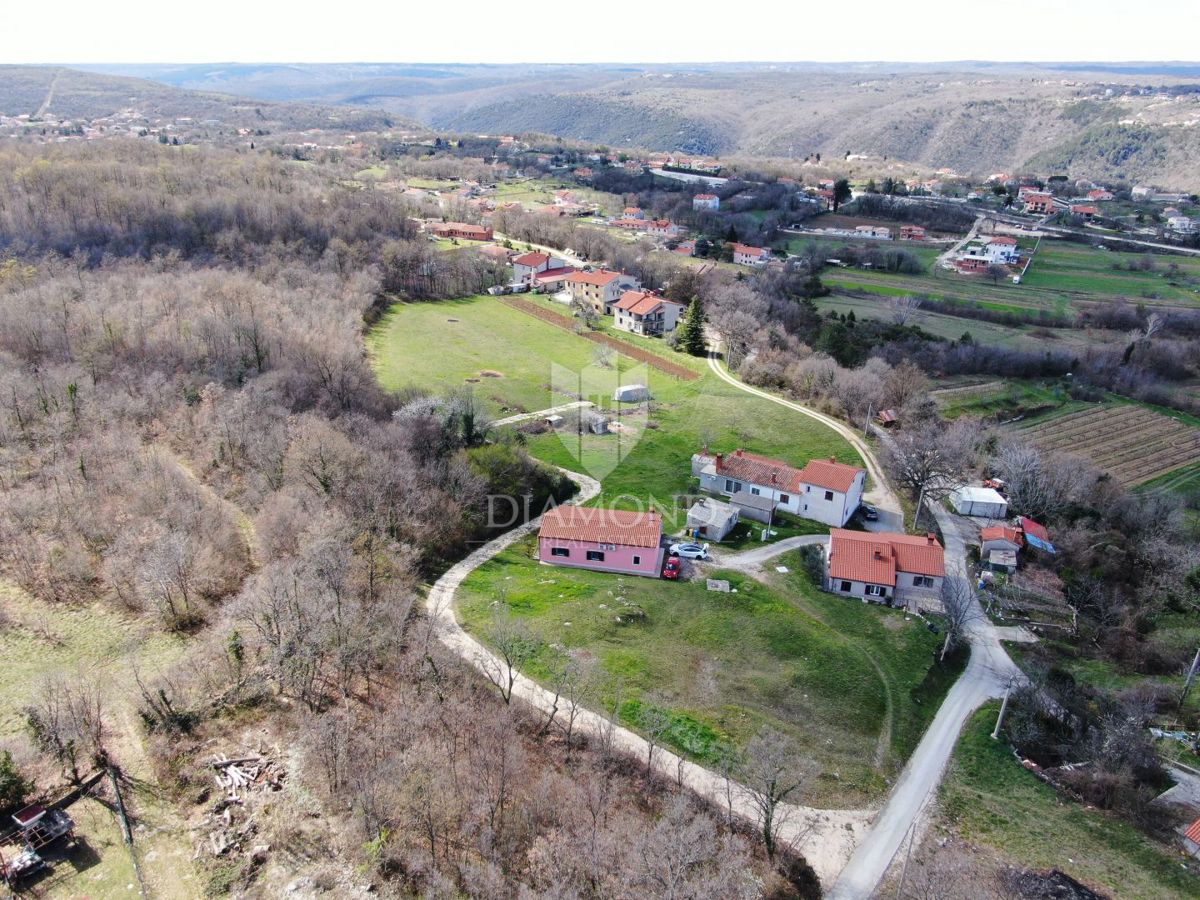 Labin, okolica, prostorno gradbeno zemljišče 
